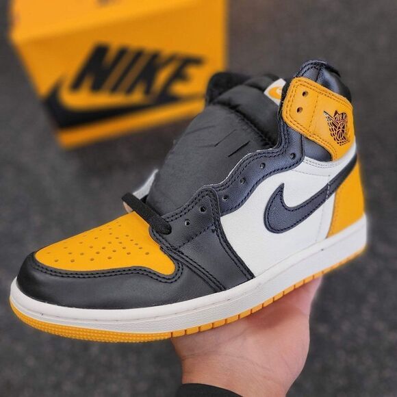 Nike Air Jordan 1 Retro High OG Taxi Yellow Toe 555088-711 MEN SZ 9 - Picture 7 of 7